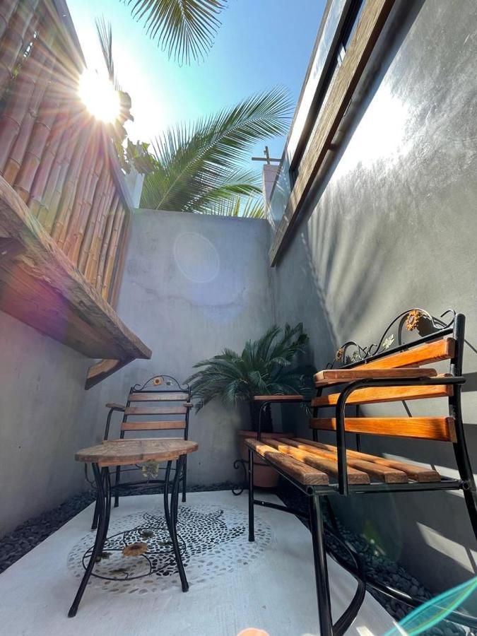 Hostel Flakos Barra de Potosi Екстер'єр фото
